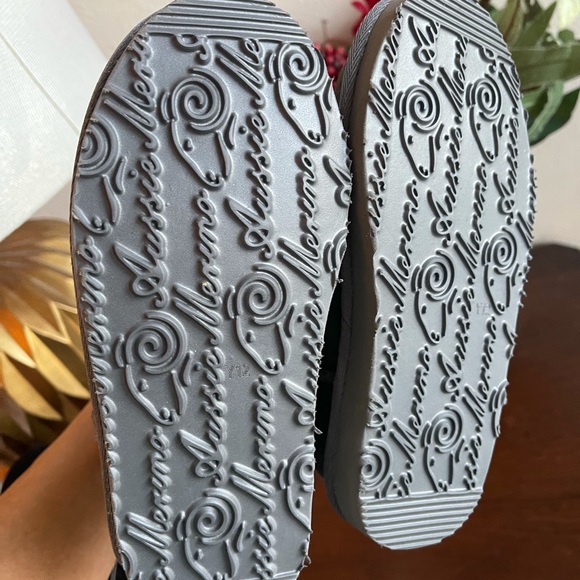 NWOB Aussie Merino Kids Suede Winter Boots Sz Y12 Light Grey Color - Picture 5 of 6